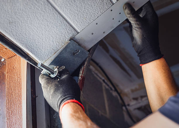 Reliable Garage Door Panel Replacement contractor in Forest Lake, IL by Garage Doors Repair Pro